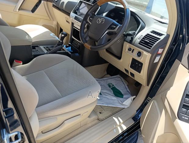 Toyota Land Cruiser Prado 2.7 2019 Blue