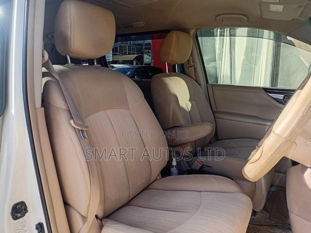 Nissan Elgrand 2019 Pearl