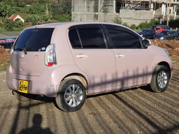 Toyota Passo 2015 Pink