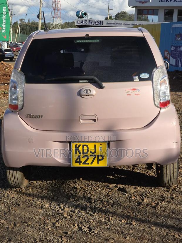 Toyota Passo 2015 Pink