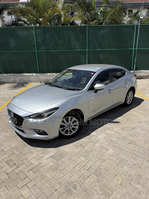 Mazda Axela 2018 Silver