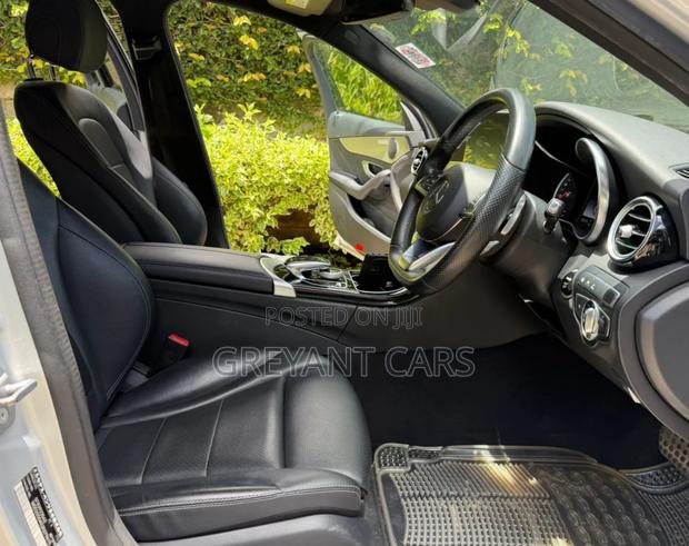 Mercedes-Benz C180 2018 Silver
