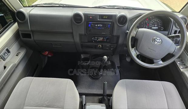 Toyota Land Cruiser 76 Series 2017 Beige
