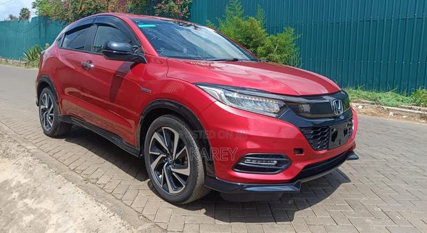 Honda Vezel 2018 Red