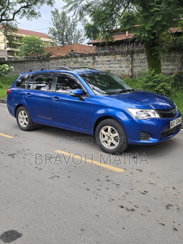 Toyota Corolla Fielder 1.5 Petrol FWD 2015 Blue