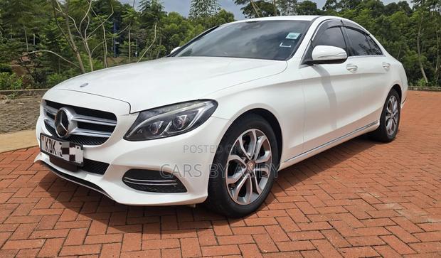Mercedes-Benz C200 2015 White