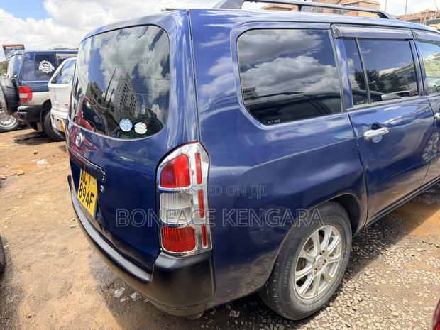 Toyota Probox 1.5 DX 4WD 2011 Blue