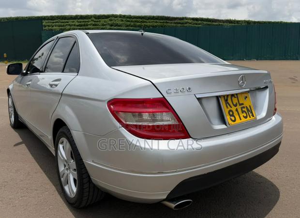 Mercedes-Benz C200 2010 Silver