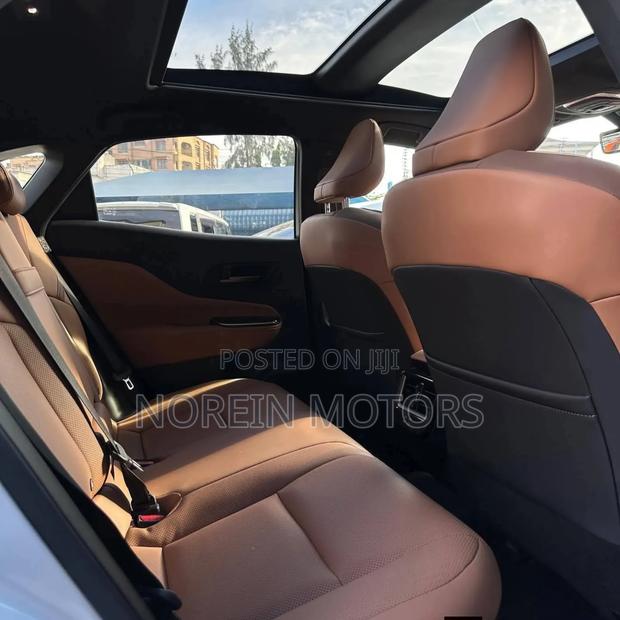 Toyota Crown 2024 White