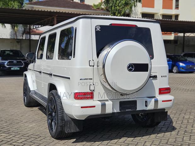 Mercedes-Benz G-Class 2018 White