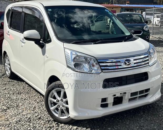 Daihatsu Move 2019 White