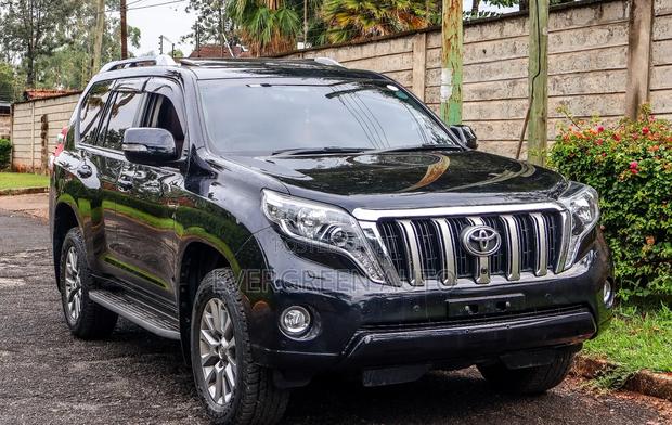 Toyota Land Cruiser Prado 2.8 2017 Black