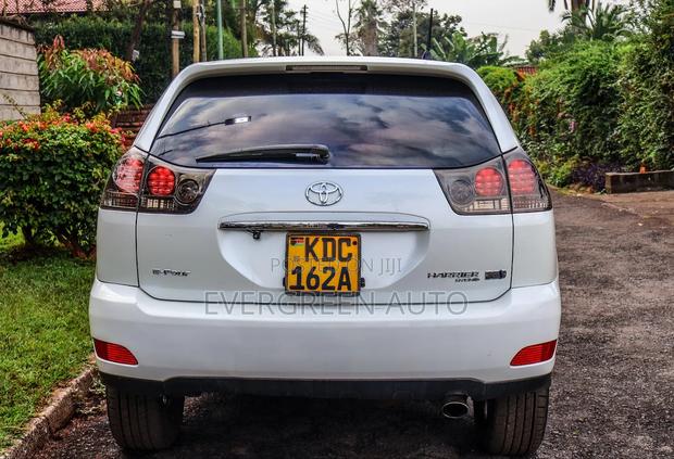Toyota Harrier 2011 White