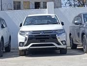 Mitsubishi Outlander 2.0 PHEV AWD 2019 White for sale