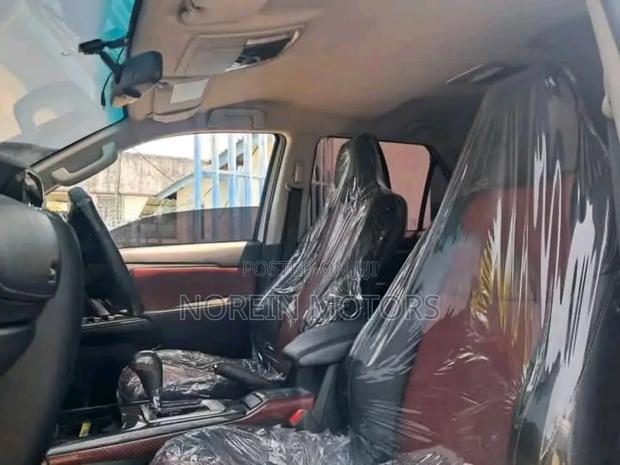 Toyota Fortuner 2018 White