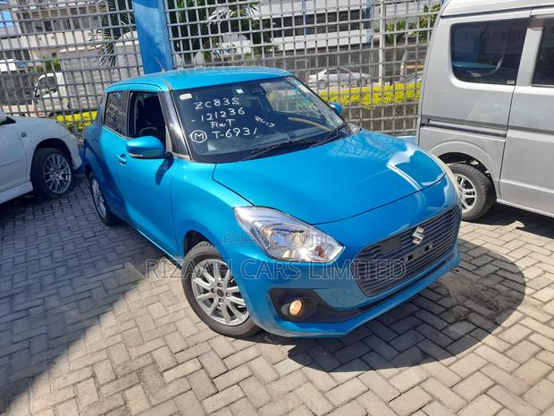 Suzuki Swift 2018 Blue