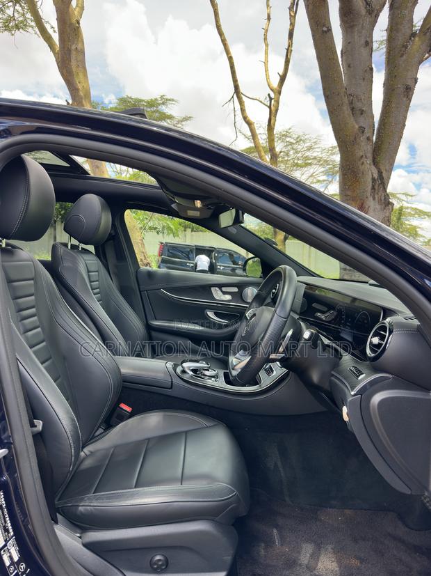 Mercedes-Benz E250 2018 Blue