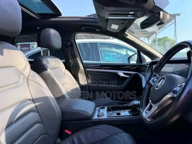 Volkswagen Touareg 2020 Matt Black