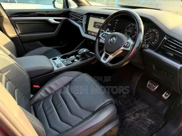 Volkswagen Touareg 2020 Matt Black