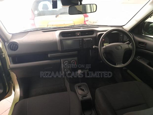 Toyota Probox 1.5 DX 4WD 2020 Green