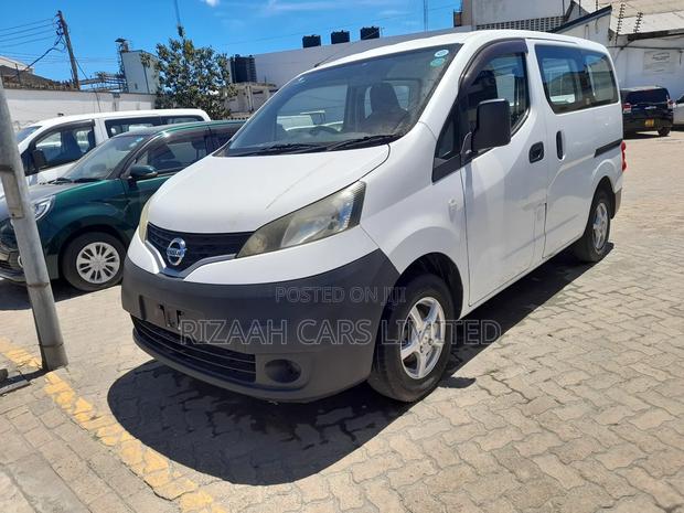 Nissan NV200 2018 White