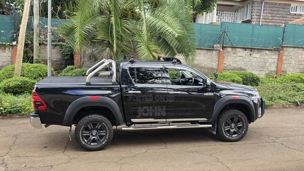 Toyota Hilux Revo Double Cab Deisel 2.4 AWD 2021 Black