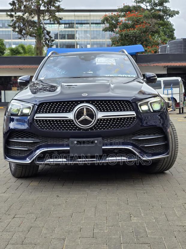 Mercedes-Benz GLE-Class GLE 400d 4MATIC 2020 Blue