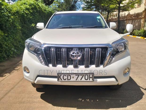 Toyota Land Cruiser Prado 3.0 TD 2010 White