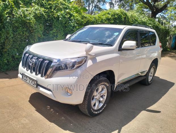 Toyota Land Cruiser Prado 3.0 TD 2010 White