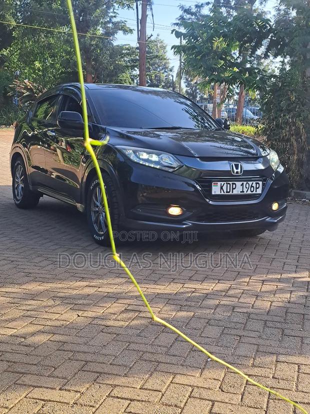 Honda Vezel 1.5 Hybrid 2WD 2016 Black