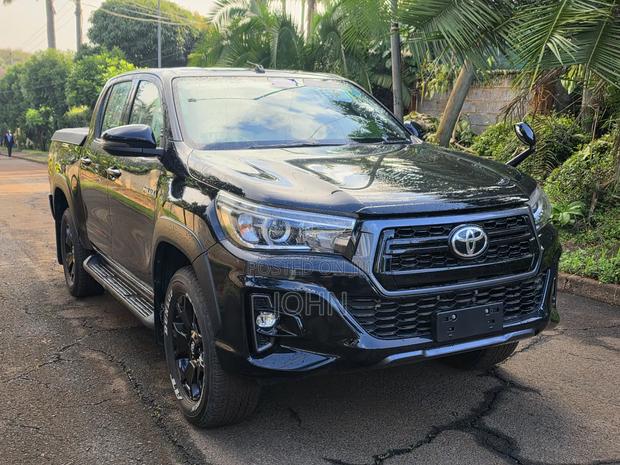 Toyota Hilux Revo Double Cab Deisel 2.4 AWD 2019 Black