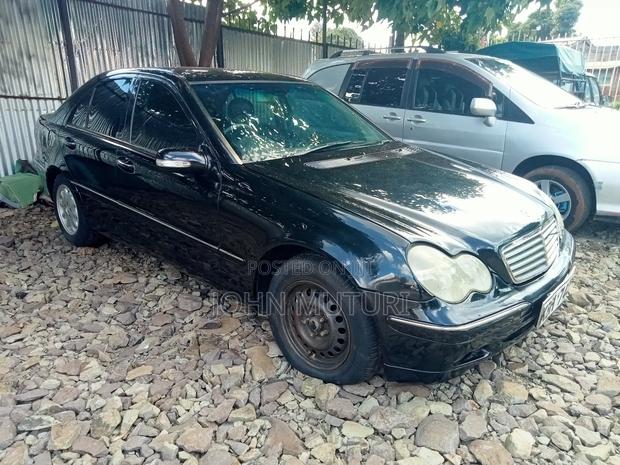 Mercedes-Benz C200 2003 Black