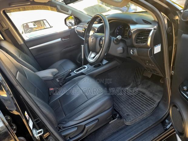 Toyota Hilux Revo Double Cab Deisel 2.4 AWD 2019 Black