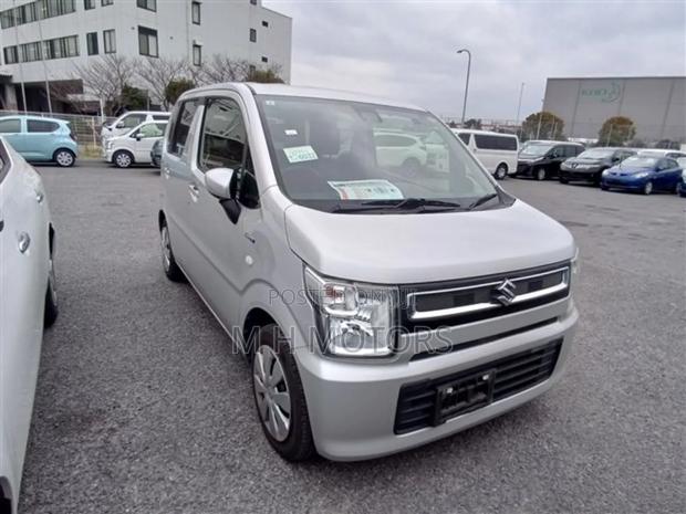 Suzuki Wagon R 2021 Silver
