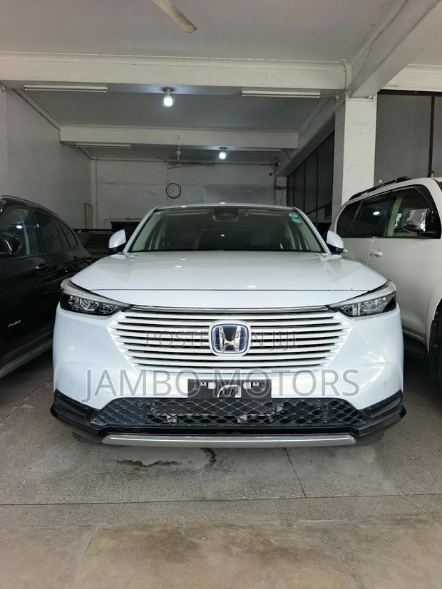 Honda Vezel 1.5 Hybrid 2WD 2021 White
