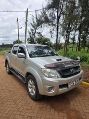 Toyota Hilux 2010 Silver for sale