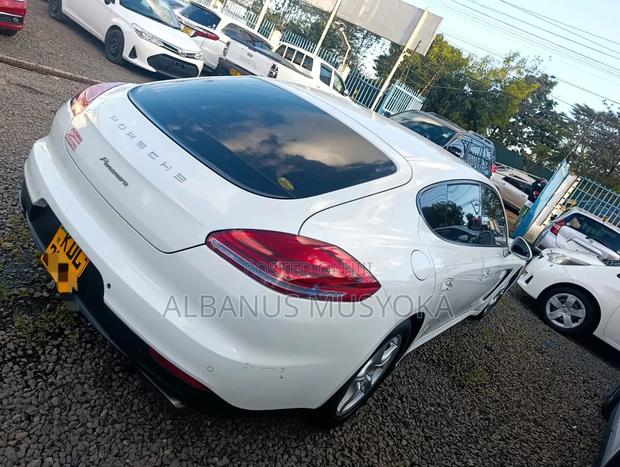 Porsche Panamera 2016 White