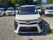 Toyota Voxy 2019 White for sale