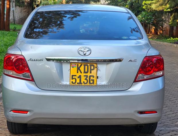 Toyota Allion 2016 Silver