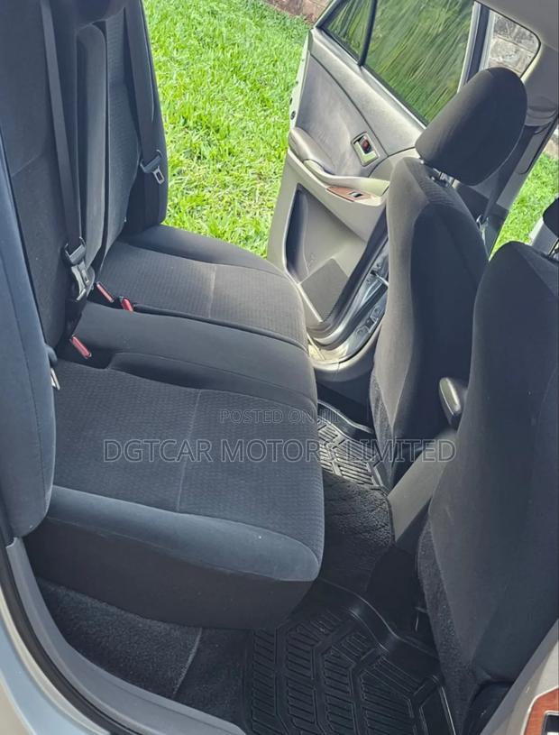 Toyota Allion 2016 Silver