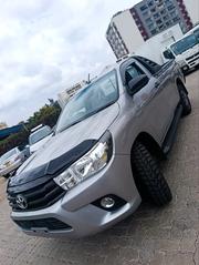 Toyota Hilux 2018 Silver for sale