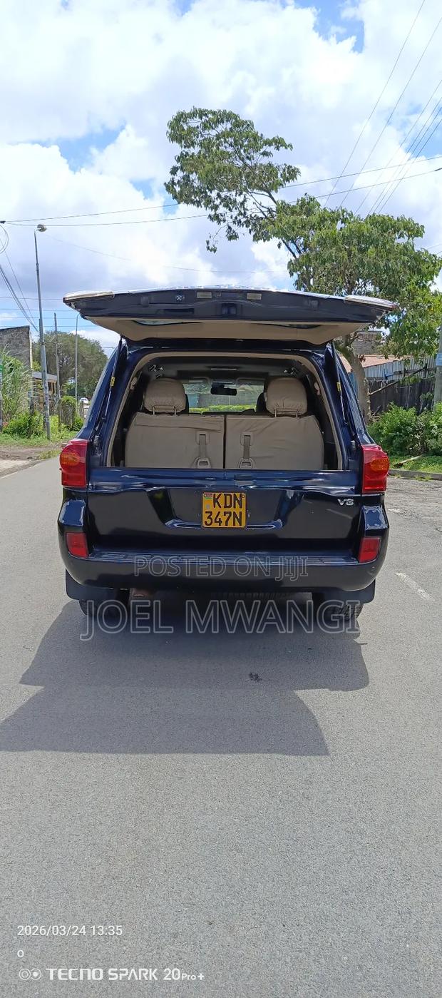Toyota Land Cruiser 2014 Black