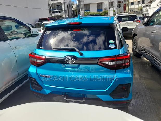 Toyota Raize 2021 Blue