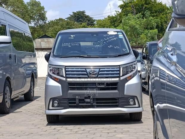 Daihatsu Move 2019 Silver