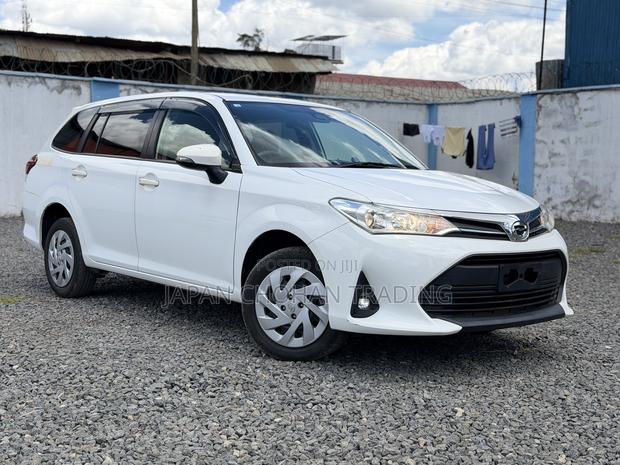 Toyota Corolla Fielder 1.5 Petrol AWD 2018 White