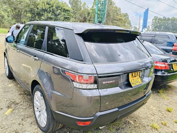 Land Rover Range Rover Sport SE 4dr SUV 4WD (3.0L 6cyl S/C 8A) 2015 Gray