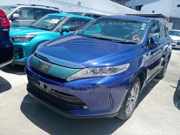 Toyota Harrier 2018 Blue