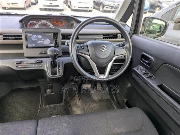Suzuki Wagon R 2021 Brown