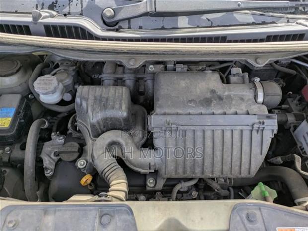 Suzuki Wagon R 2021 Brown