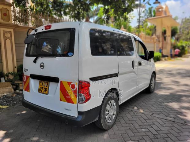 Nissan NV200 2017 White